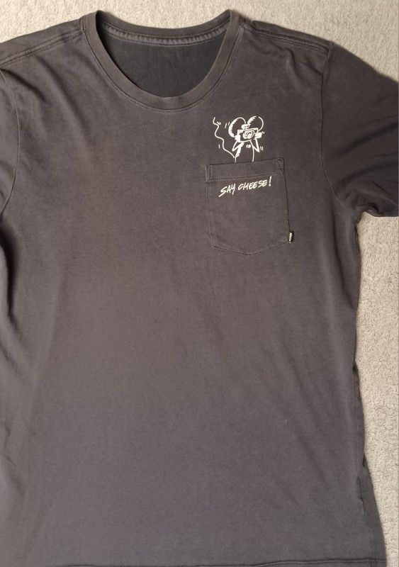 Men's Size Small Nike SB Say Cheese Mouse Camera Vintage