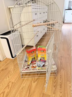 Birdcage (everything in the picture included)