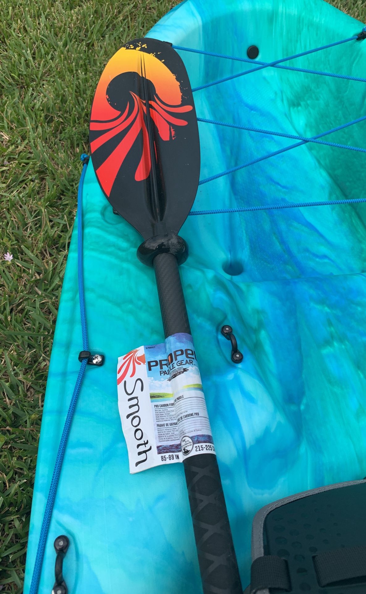 Pelican odyssey 100x Kayak with carbon fiber adj. paddle for Sale in