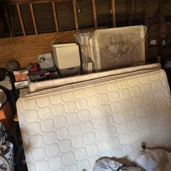 Free Mattresses And Box Springs