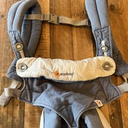 Ergobaby 360 Baby Carrier + Infant Insert (Blue Linen color)