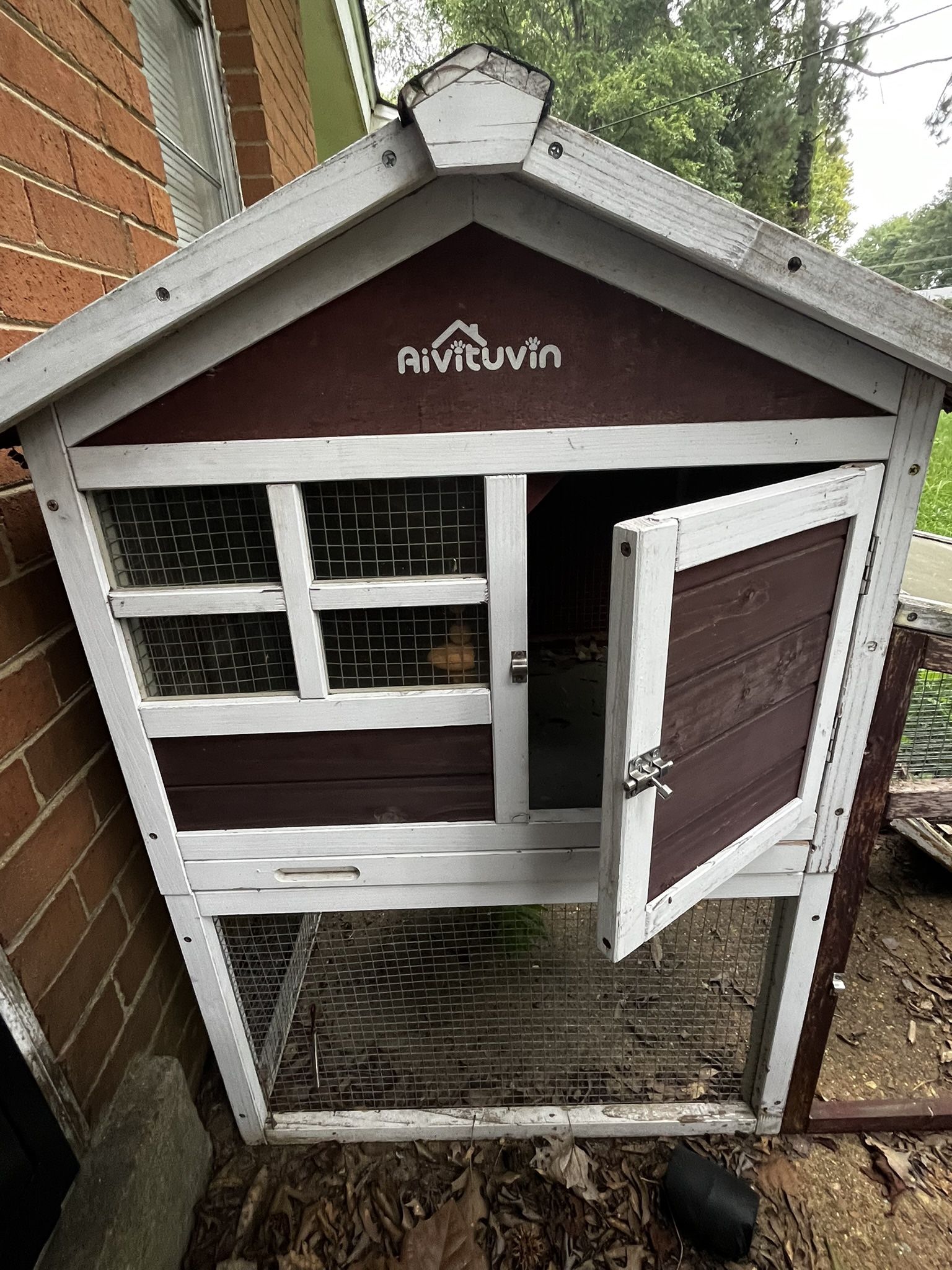 Aivituvin 2 Story Cage 