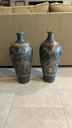 Uttermost Aged Black & Gold Mela Vase