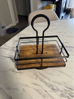 Condiment caddy