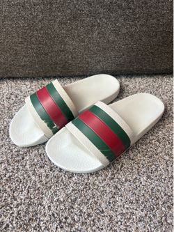 Gucci flip flops