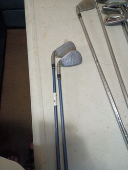 Golden Collector Clubs ×2 