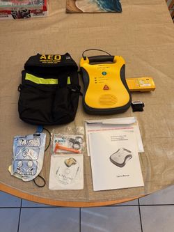 Defibtech Lifeline AED (like new ) TRADE???