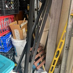 Queen Size Metal Frame