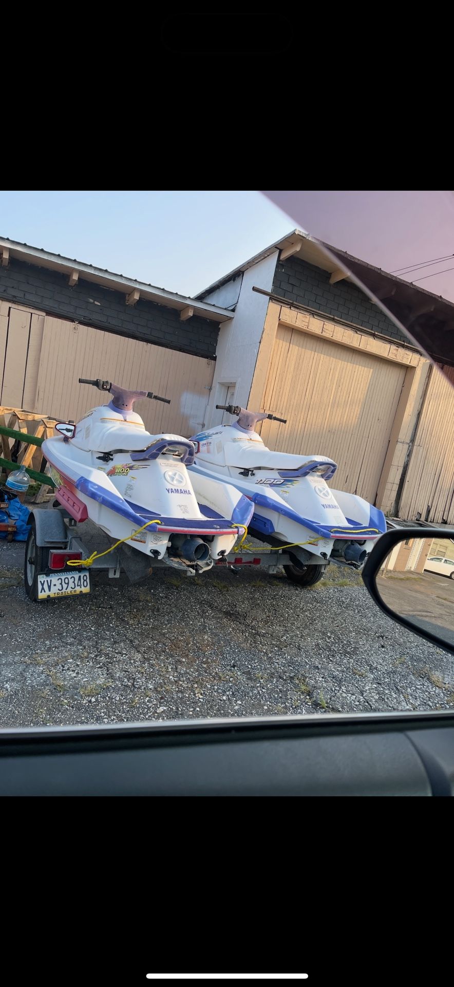 2 Yamaha Wave blasters 1100cc