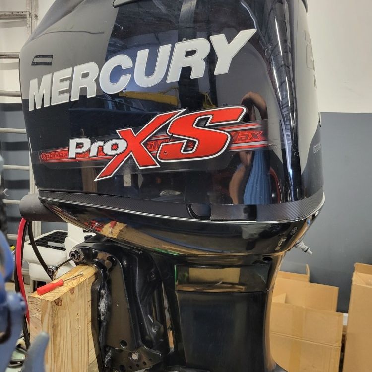 2016 Mercury Xs250 Pro Low Hours 20 Inch