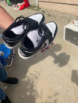 Nike air Jordans (size 9)