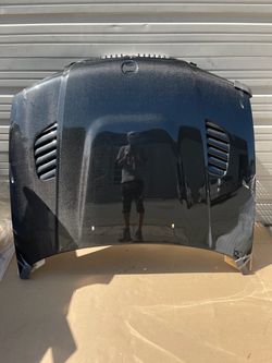 Brand New 1999 - 2006 BMW E46 2DR VIS Racing XTS Style Carbon Fiber Vented Hood