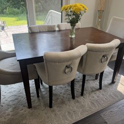 Dinning Table