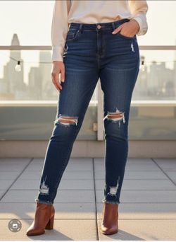 "GOGO Jeans Company" Women's Size 17 Distressed Torn Denim Dark Wash Blue Jeans. These are GOGO STAR brand dark wash high-rise skinny jeans featuring 