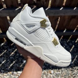 Jordan 4 Metallic Gold (Size 5.5, 6.5)