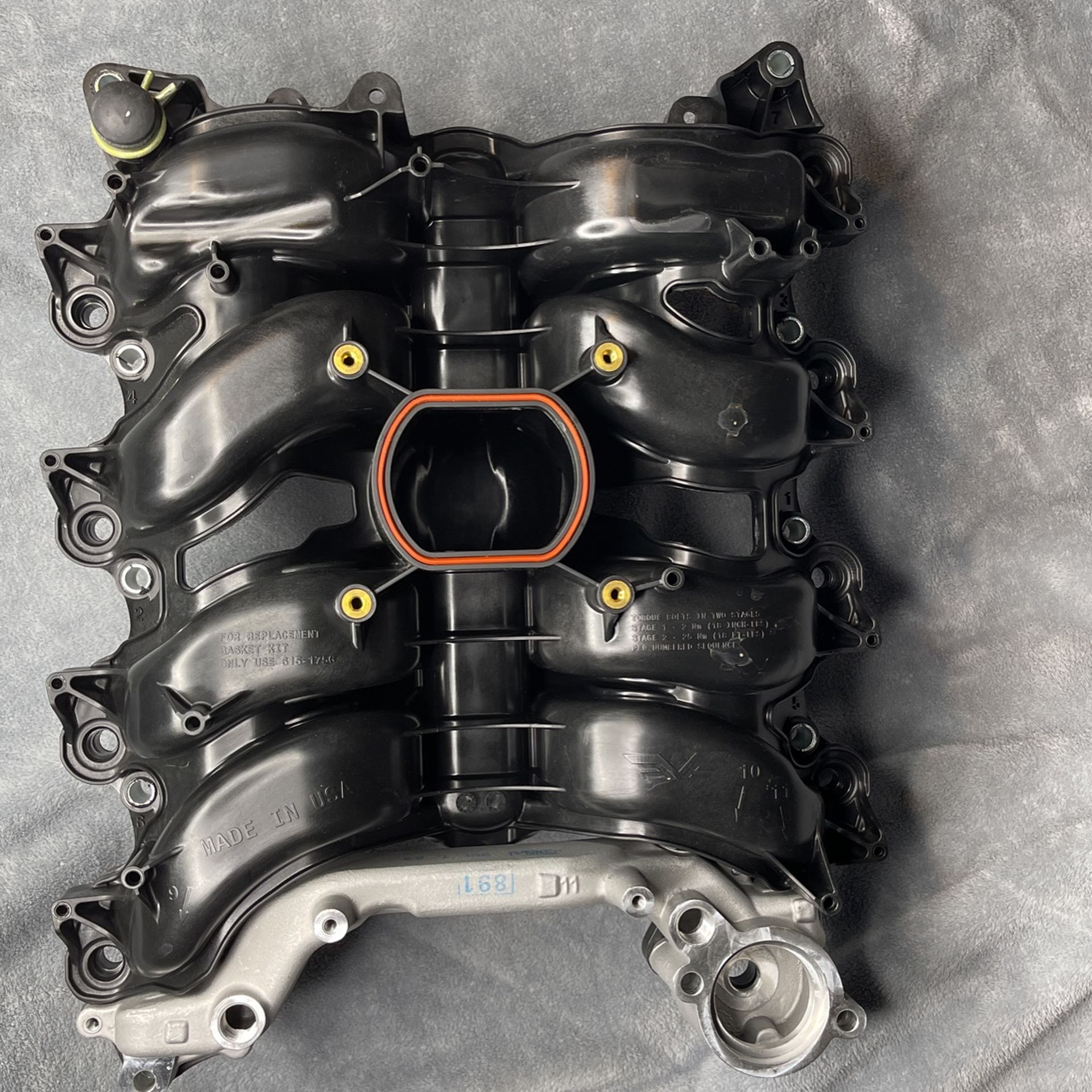 **New** Plastic Upper Intake Manifold w/ Gaskets for Ford 99’-11, Lincoln 01’-11, & Mercury 01’-11