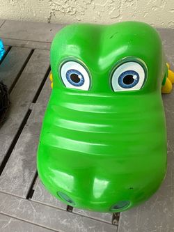 Durable Plastic Sandbox Toy