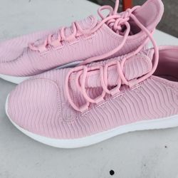 SZ 41/2 ADIDAS PINK SHOES