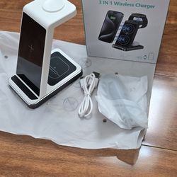 3-in-1 Wireless Charging Station