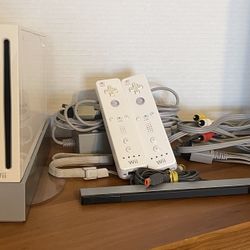 Nintendo Wii Bundle 