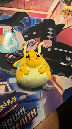 Dragonite Pokémon Squishmallows Clip-On Plush