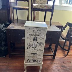 offer, Meant To Hold Jewelry 