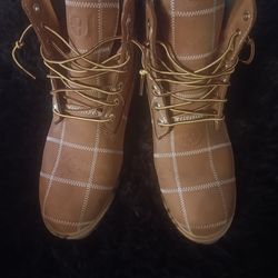 Supreme x Timberland boots
