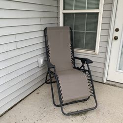 Caravan Sports Zero Gravity Outdoor Lounge Chair