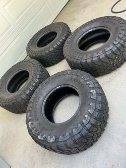 Toyo off road tires, size 17