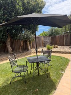 Super cute bistro set