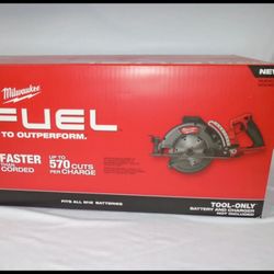 Milwaukee M18 FUEL Rear Handle Circular Saw 7-1/4”. Brand NEW.  Tool Only. NUEVO 