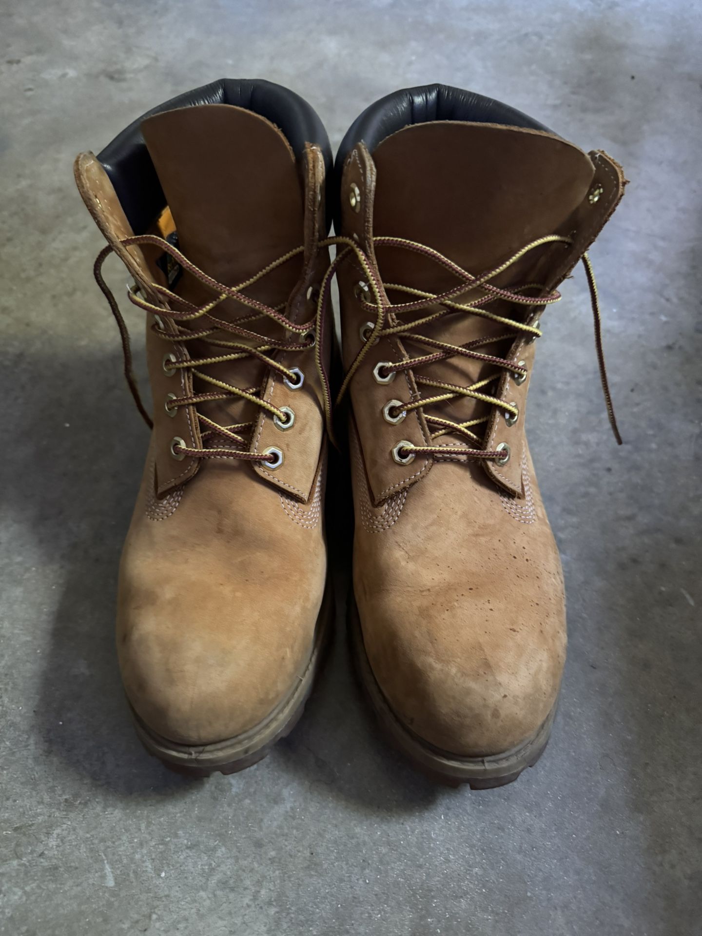 Timberland Size 9 Tan