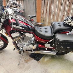1998 Suzuki Intruder 1400