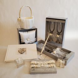 WEDDING ACCESSORIES