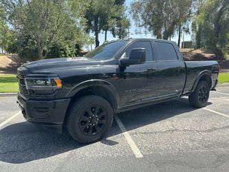 2023 RAM 3500 Limited