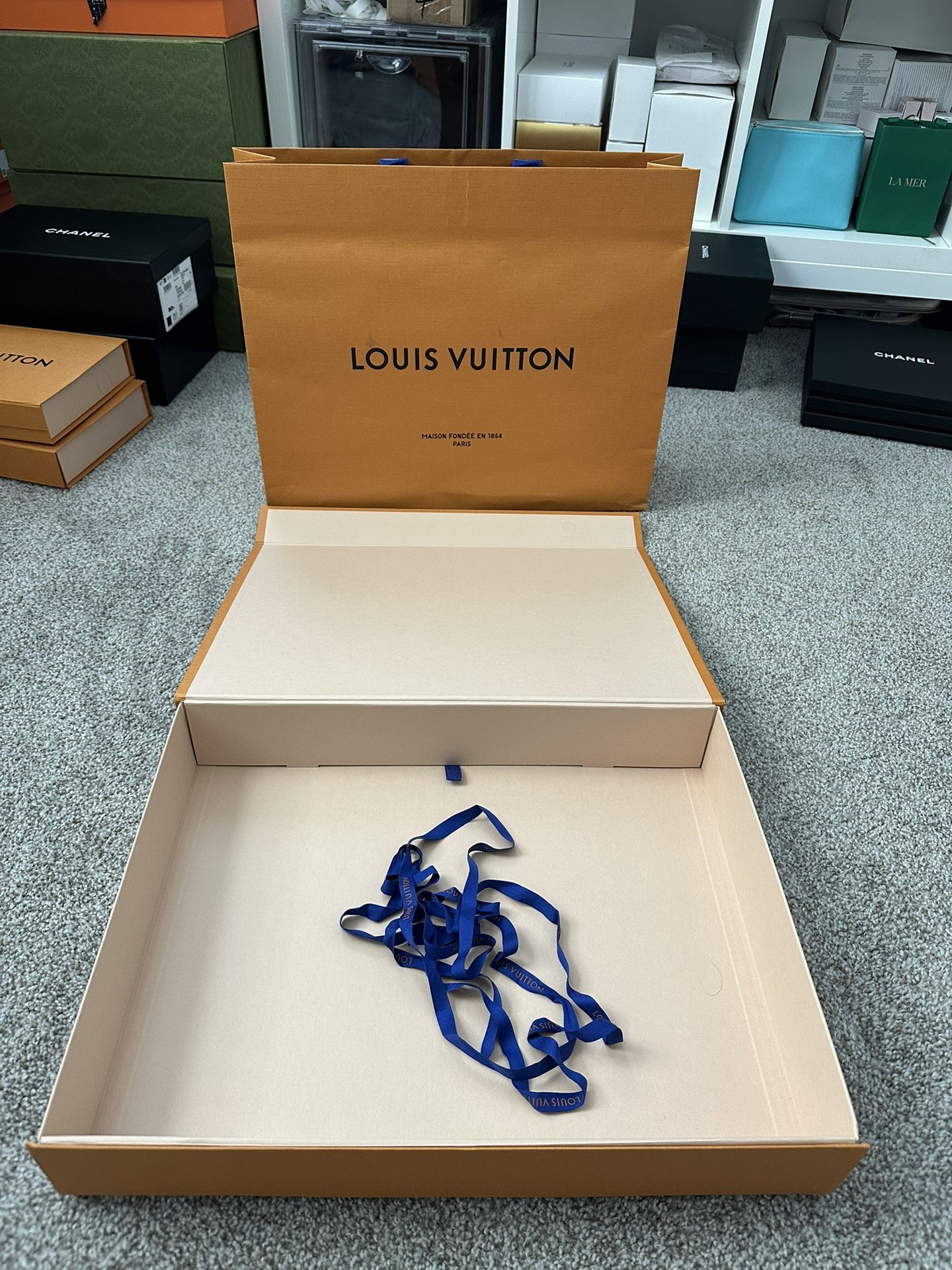 Lv Gift Set