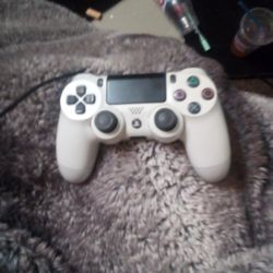 PS4 Controller 