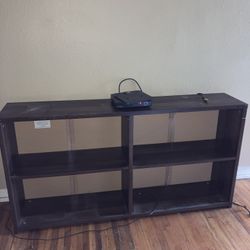 Entertainment Center/ Tv Stand 