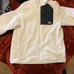 Nike Sb Fluffy Jacket(white ,size M)