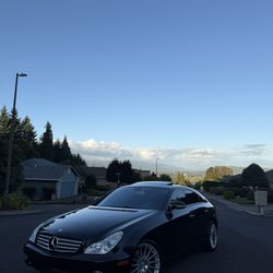 2008 Mercedes-Benz CLS-550 