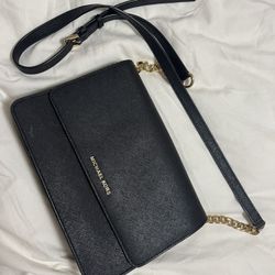 Black Michael Kors Crossbody Bag