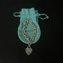 7" Tiffany & Co Heart Tag Charm Bracelet in Sterling Silver