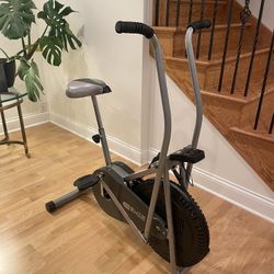 Elite Fitness Exercise Stationary Bike. Elliptical 