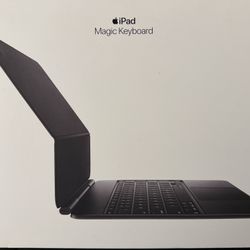Apple iPad Pro 13-inch Magic Keyboard 