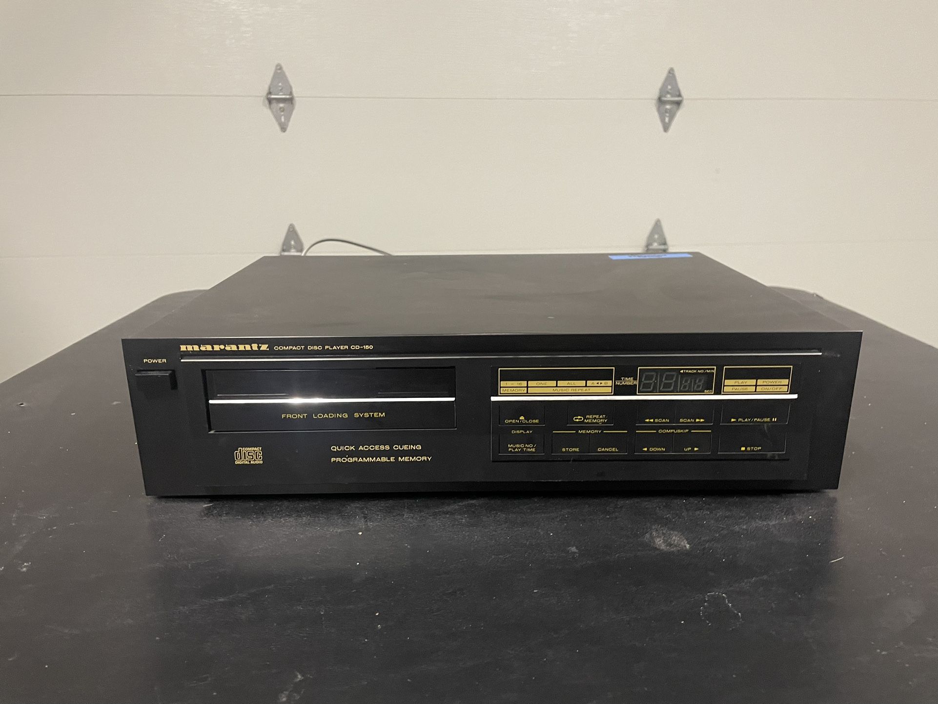 Marantz compact disc player cd-150 front loading system