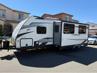 22K OBO 2022 Keystone Passport 268BHWE Travel Trailer