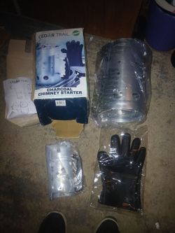 Cedar Trail charcoal chimney starter w gloves NEW