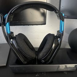 Astro A50 Gaming Wireless Headset & Base Station for PS4/PS5/PC - Black/Blue