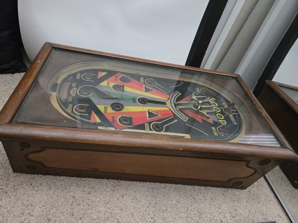 Table Top Pinball Machine