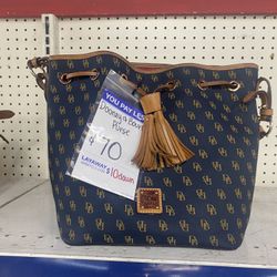 Dooney N Bourke Bag